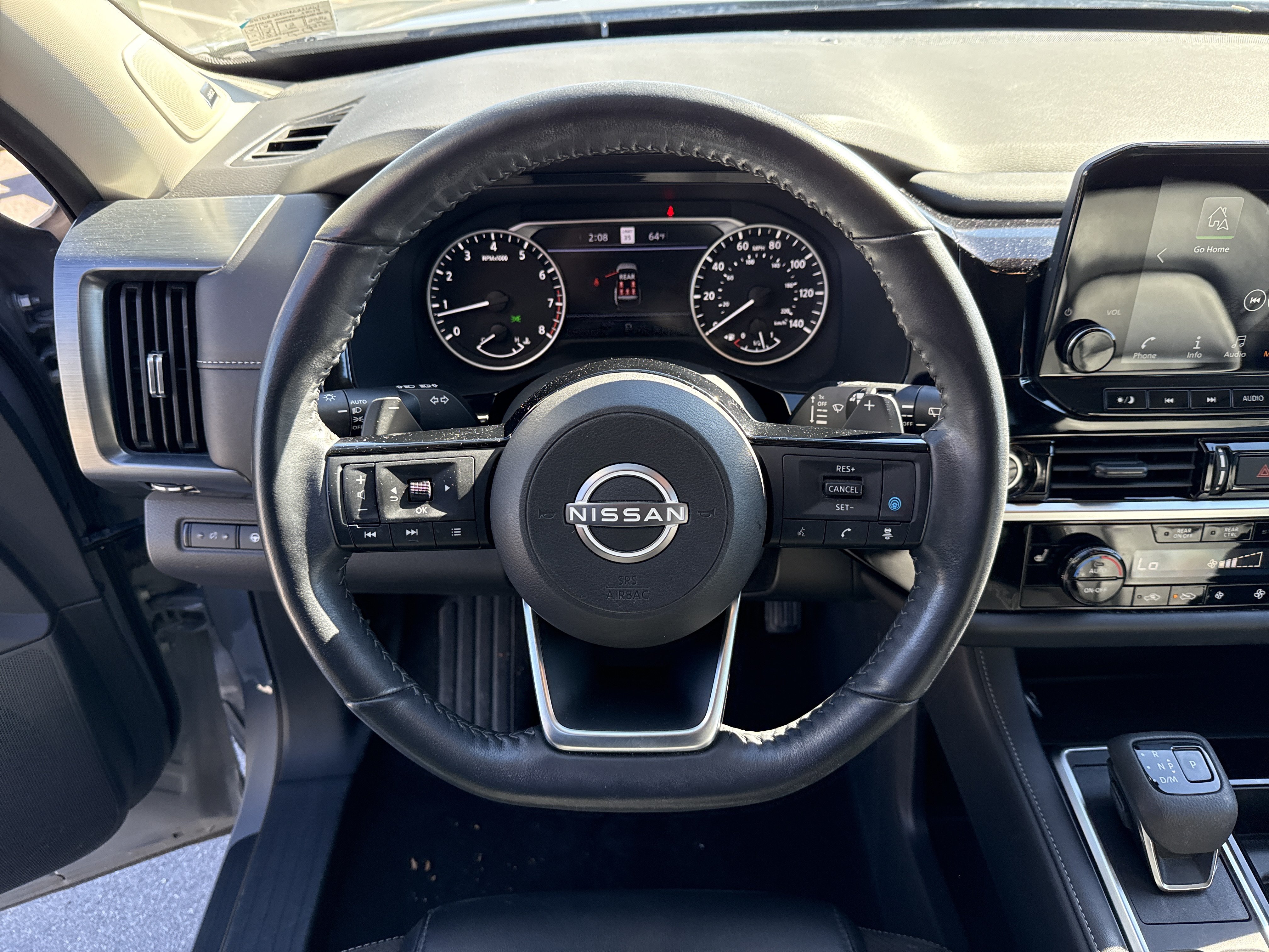 Used 2024 Nissan Pathfinder SL w/ SL Premium Package AWD/4WD image 5