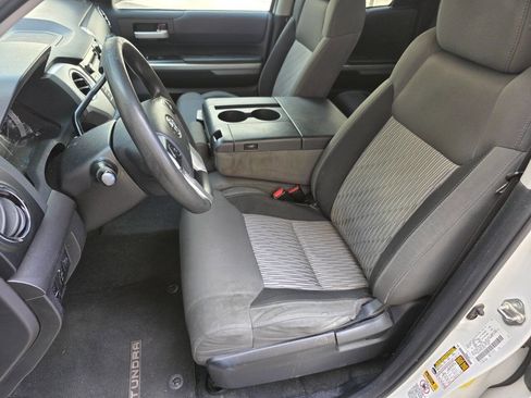 Used 2015 Toyota Tundra SR5 RWD image 11