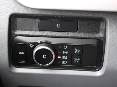 Used 2023 Ford F250 XL w/ STX Appearance Package image 22