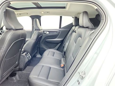 New 2026 Volvo XC40 B5 Plus w/ Protection Package Premier image 29