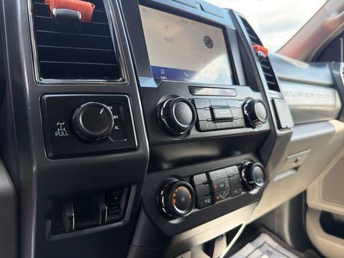 Used 2022 Ford F350 XLT w/ XLT Value Package AWD/4WD image 21