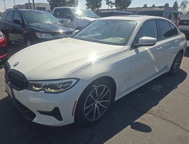 Used 2019 BMW 330i Sedan w/ Convenience Package RWD image 1