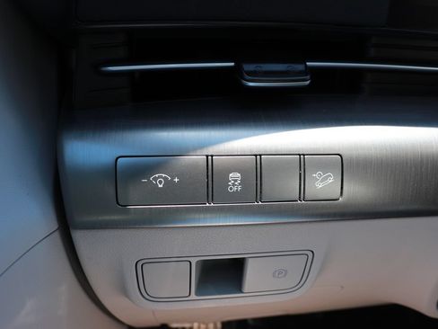 Used 2024 Hyundai Kona SEL FWD image 20