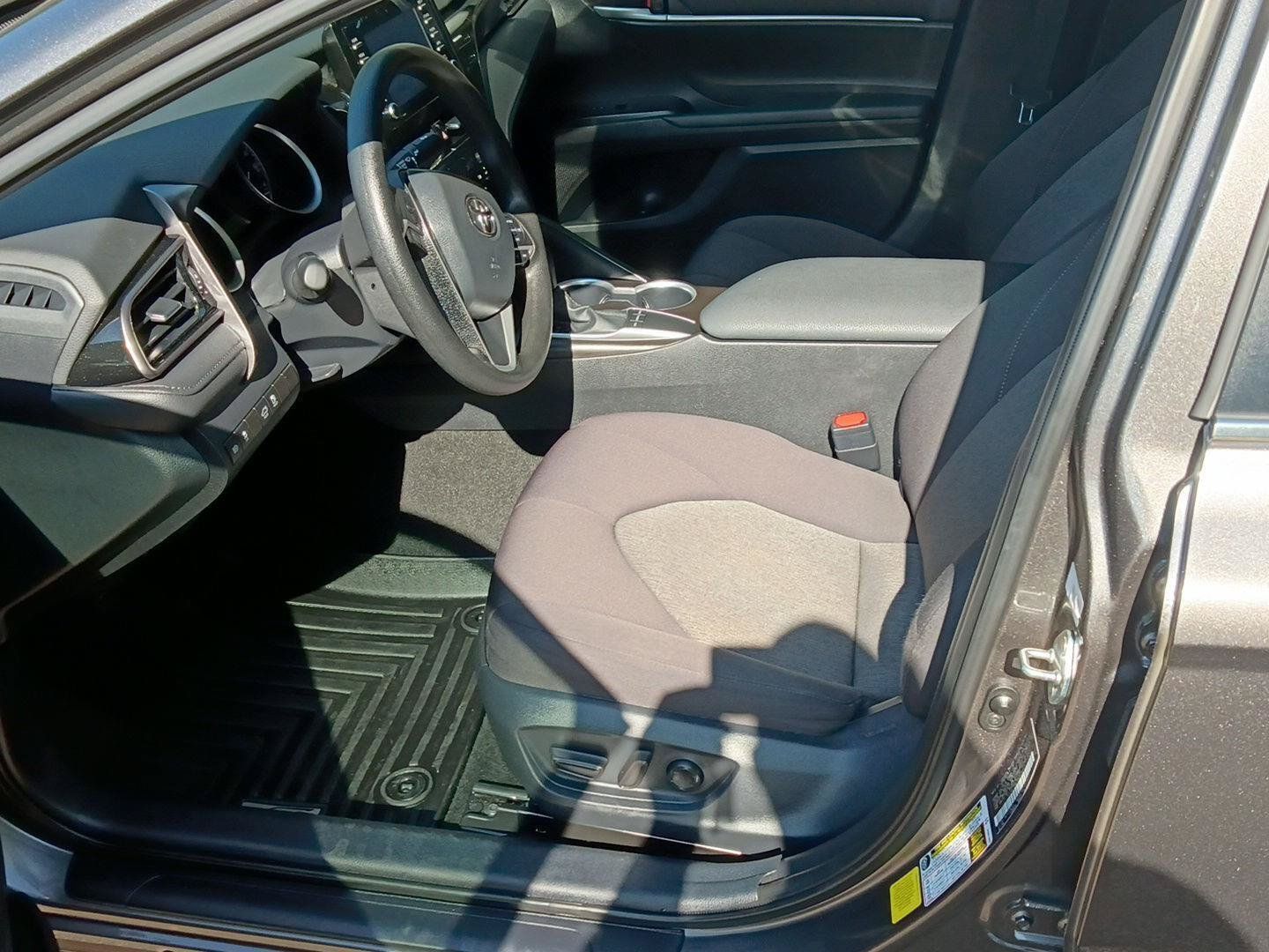 Used 2024 Toyota Camry LE w/ Convenience Package FWD image 27