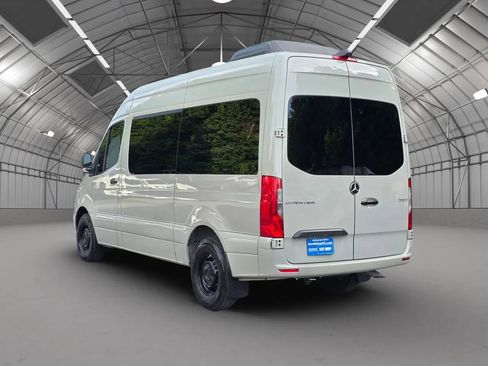 Used 2021 Mercedes-Benz Sprinter 2500 w/ Premium Package image 5