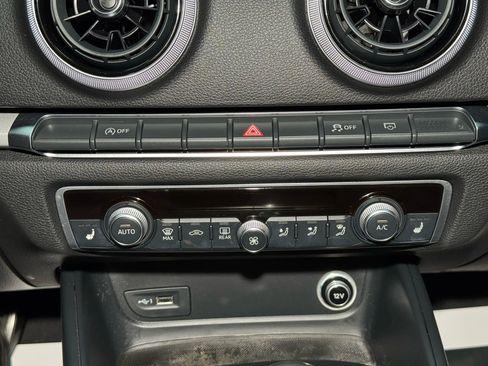 Used 2019 Audi A3 2.0T Premium image 41