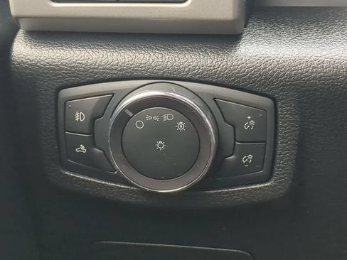 Used 2019 Ford F150 Lariat w/ Equipment Group 502A Luxury AWD/4WD image 26