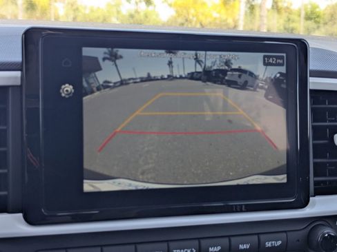 New 2025 Hyundai Venue Limited image 24