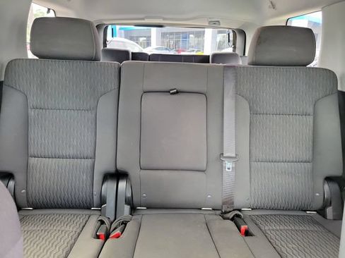 Used 2019 Chevrolet Tahoe LS RWD image 15