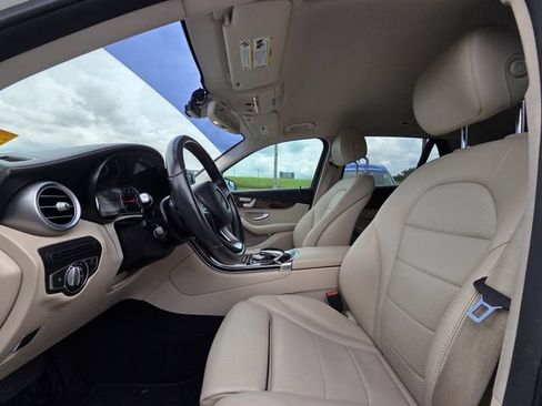 Used 2016 Mercedes-Benz GLC 300 4MATIC image 12