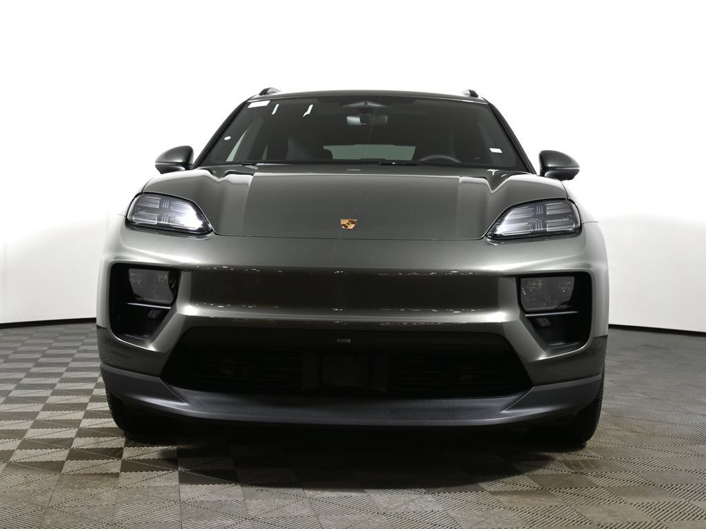 Used 2026 Porsche Macan 4 Electric AWD/4WD image 10
