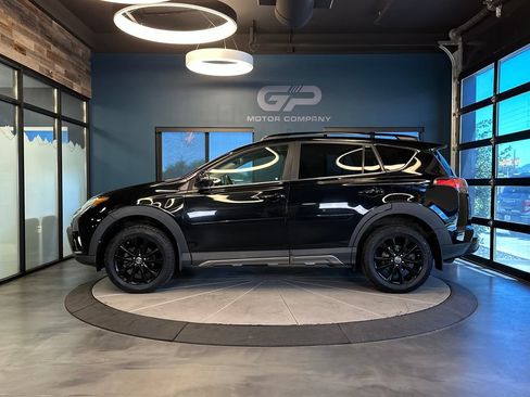 Used 2018 Toyota RAV4 Adventure AWD/4WD image 6