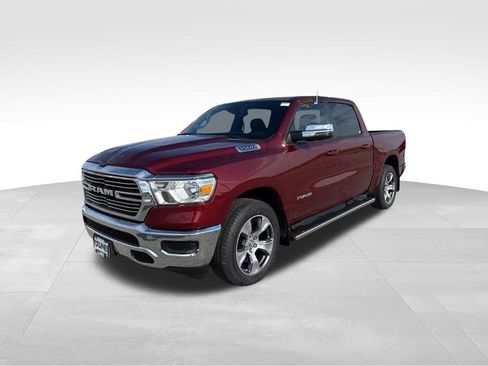 Used 2024 RAM 1500 Laramie AWD/4WD image 6