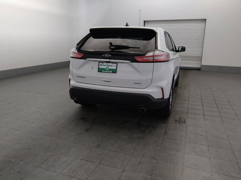 Used 2020 Ford Edge SE FWD image 7