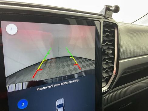 Used 2024 Ford Ranger XLT w/ FX4 Off-Road Package image 12