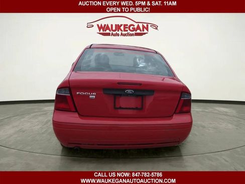 Used 2007 Ford Focus SE FWD image 6
