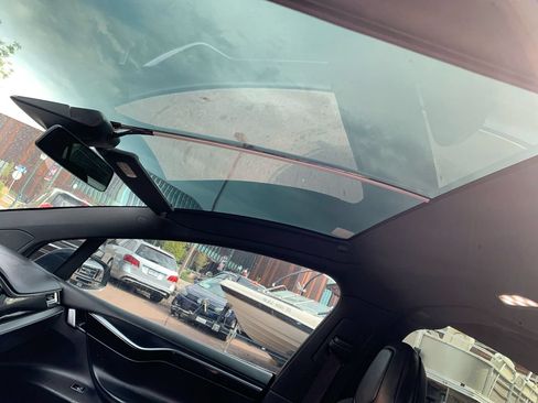 Used 2017 Tesla Model X 75D AWD/4WD image 10