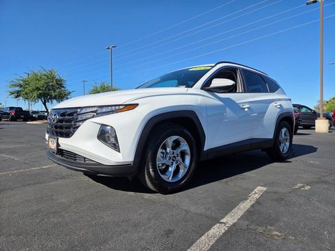 Used 2024 Hyundai Tucson SEL FWD image 2