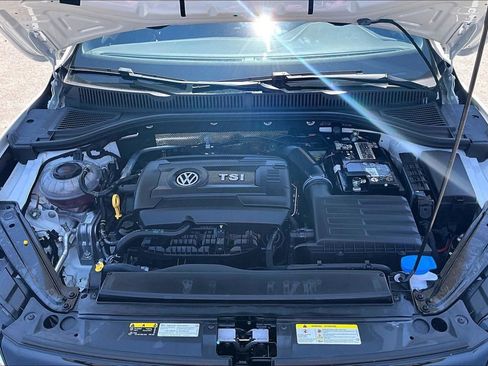Used 2022 Volkswagen Jetta GLI Autobahn FWD image 29