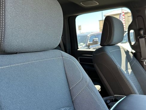 New 2026 RAM 2500 Big Horn AWD/4WD image 10