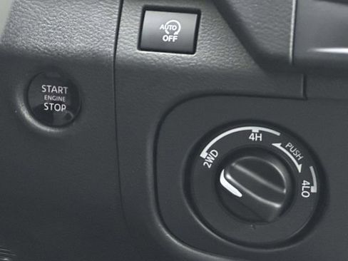 New 2026 Nissan Frontier SV w/ SV Convenience Package image 21