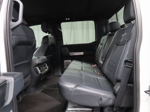 Used 2025 Ford F250 Platinum image 10