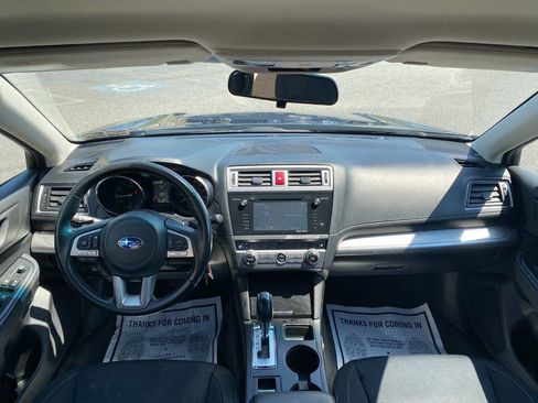 Used 2017 Subaru Legacy 2.5i Premium image 24