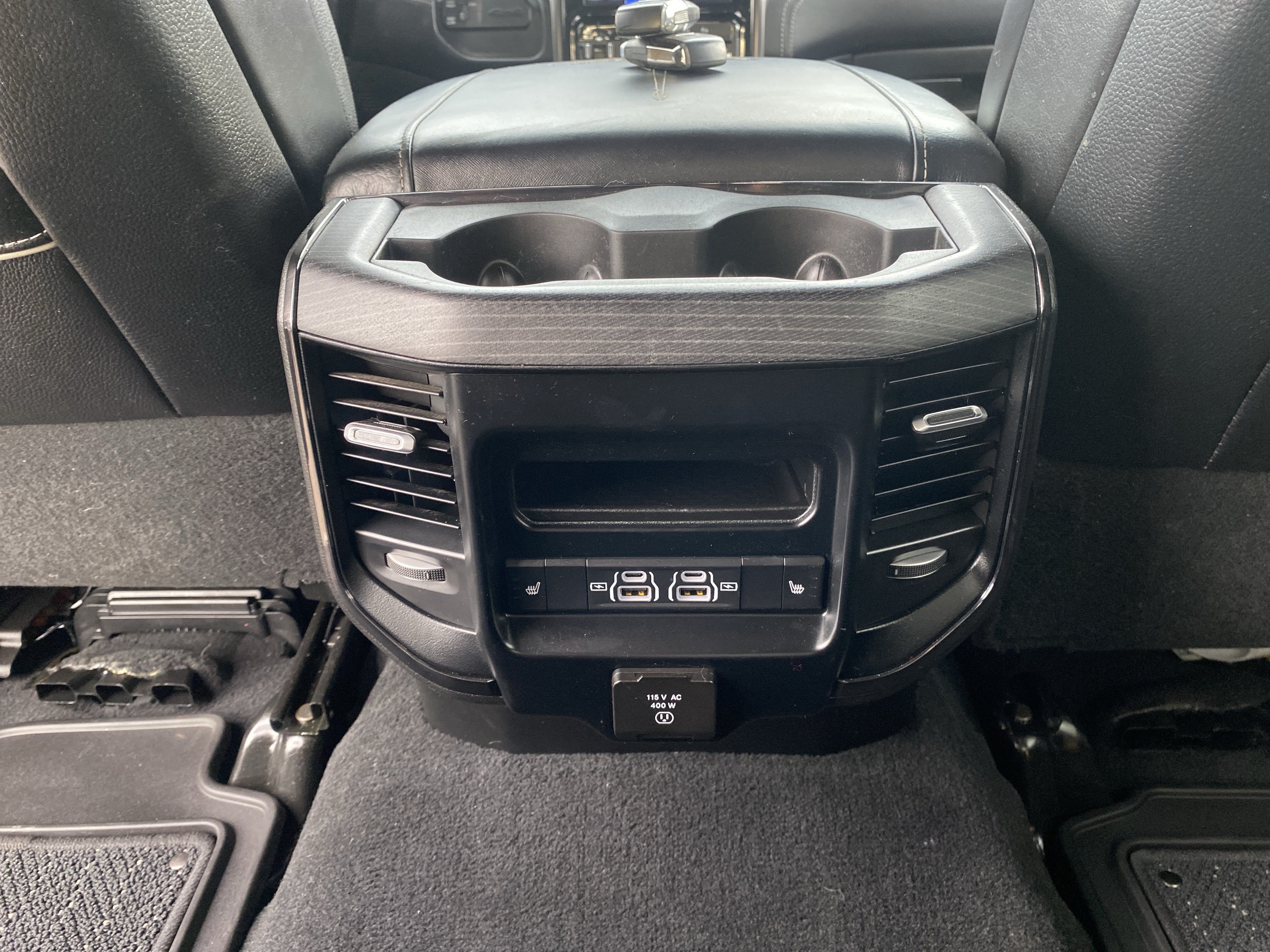 Used 2024 RAM 2500 Limited AWD/4WD image 27