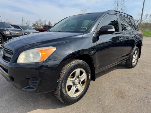 Used 2009 Toyota RAV4 4WD image 9