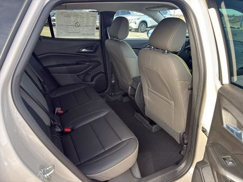 New 2026 Chevrolet Trax ACTIV w/ Driver Confidence Package image 11
