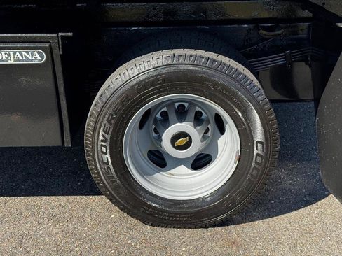 Used 2019 Chevrolet Silverado 3500 W/T w/ WT Convenience Package AWD/4WD image 37