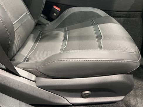 Used 2024 Mercedes-Benz AMG GT 63 S image 54