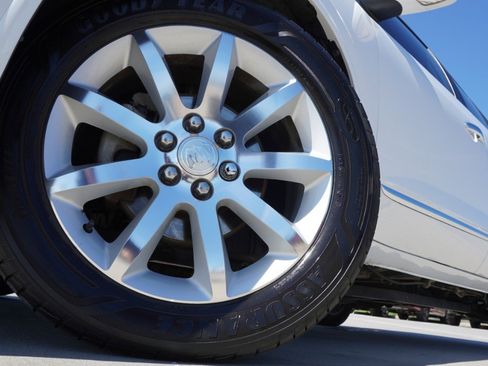 Used 2016 Buick Enclave Premium w/ Experience Buick Package image 11