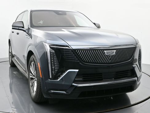 New 2026 Cadillac Escalade IQ Sport 1 w/ LPO, Floor Liner Package image 8