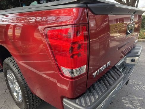 Used 2014 Nissan Titan SV w/ SV Value Truck Package image 12