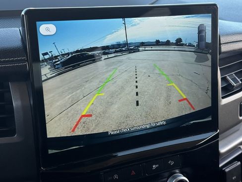 Used 2024 Ford Expedition XLT image 19