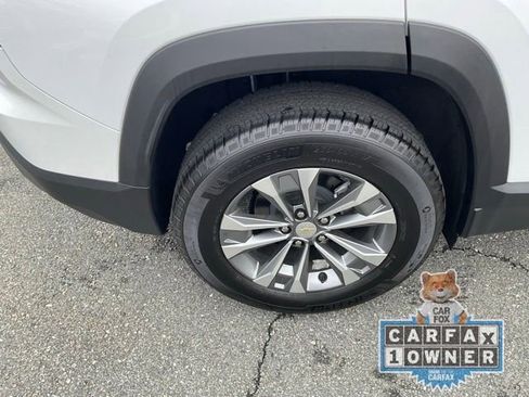 Used 2025 Chevrolet Equinox LT w/ Convenience Package II AWD/4WD image 7