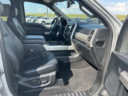 Used 2018 Ford F350 Lariat w/ Lariat Value Package AWD/4WD image 19
