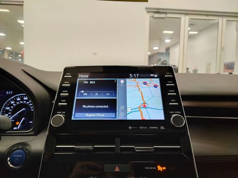 Used 2021 Toyota Avalon Limited w/ Protection Package (TMS) image 27