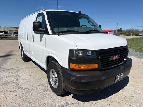 New 2025 GMC Savana 2500 w/ Driver Convenience Package image 2
