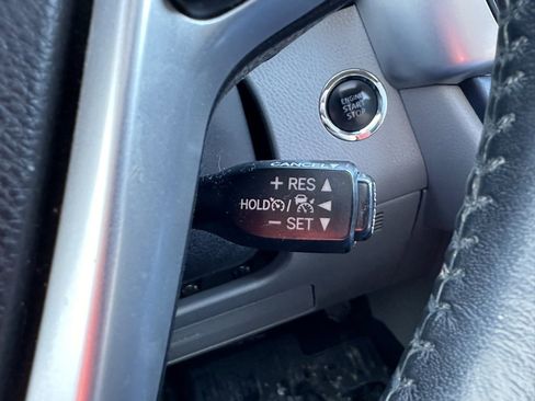 Used 2018 Toyota Highlander XLE image 35