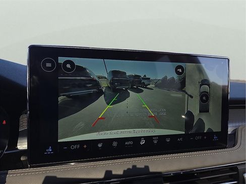 New 2026 Lincoln Corsair Premiere image 13