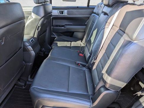 Used 2024 Hyundai Santa Fe Limited FWD image 20
