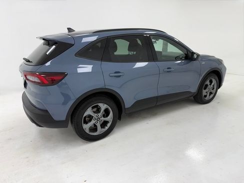 Used 2025 Ford Escape ST-Line w/ Tech Pack #1 FWD image 21