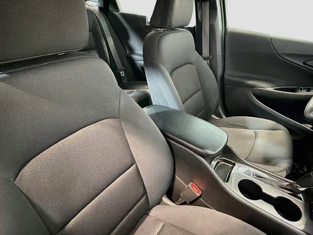 Used 2020 Chevrolet Malibu LS FWD image 25