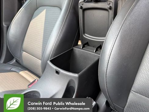 Used 2020 Hyundai Kona Limited AWD/4WD image 24