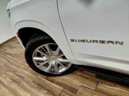 Certified 2023 Chevrolet Suburban High Country w/ Premium Package 2 image 25