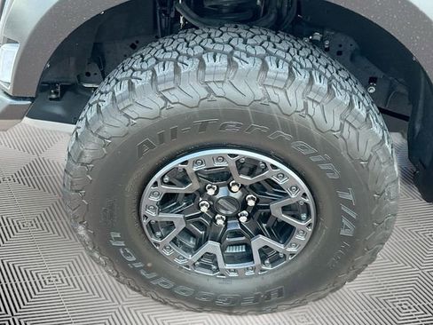 Used 2024 Ford F150 Raptor w/ Equipment Group 803A Raptor R AWD/4WD image 33