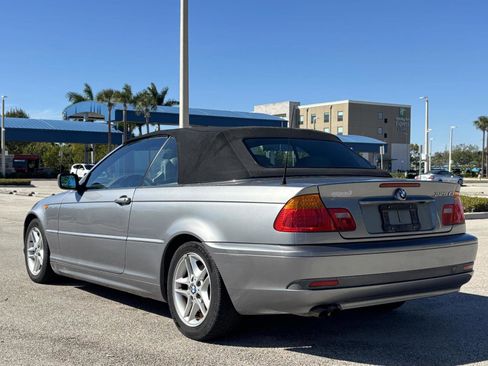 Used 2004 BMW 325Ci 325Ci convertible image 8