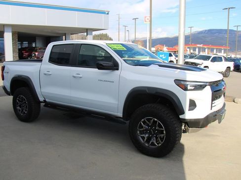 Certified 2024 Chevrolet Colorado ZR2 image 10